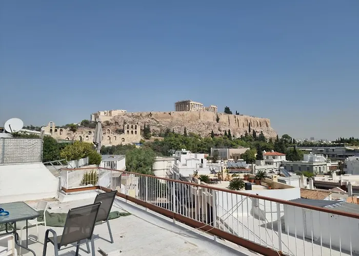 Στούντιο Διπλα Στην Ακρόπολη